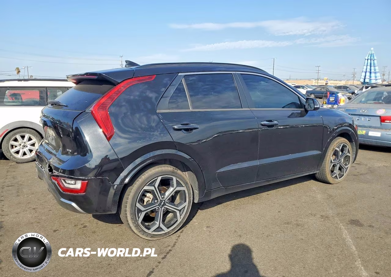2023 Kia Niro Sx VIN:KNDCT3LE6P5038035 - 3