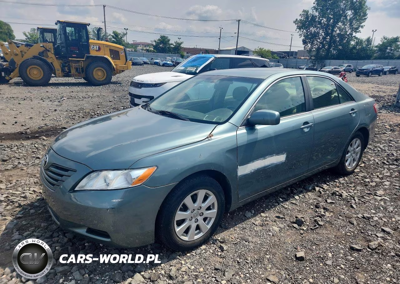 2007 Toyota Camry Le – zdjęcie 1 z 12