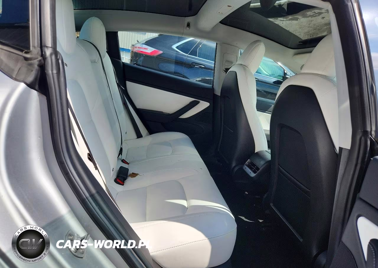 2018 Tesla Model 3 VIN:5YJ3E1EB5JF096189 - 10