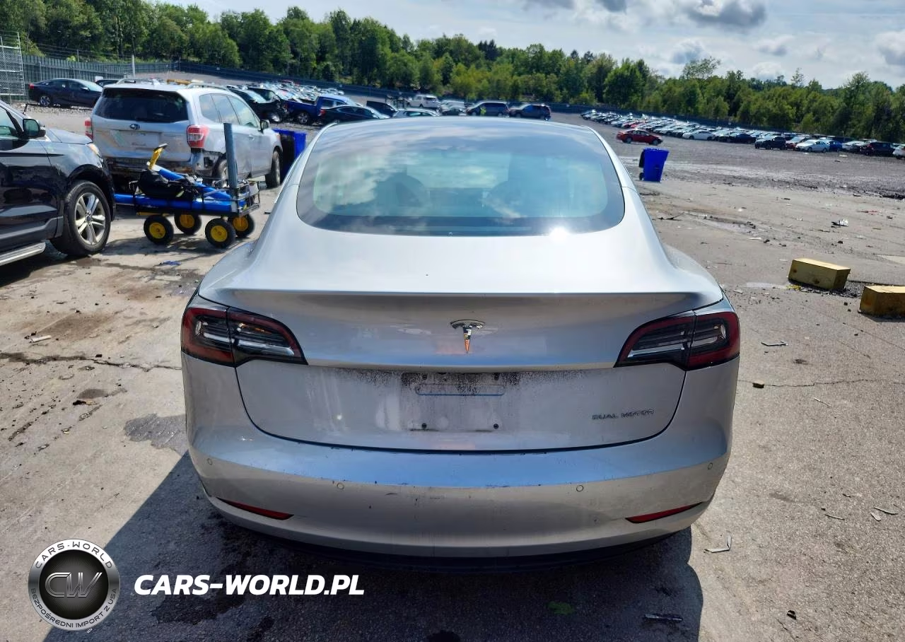 2018 Tesla Model 3 VIN:5YJ3E1EB5JF096189 - 6