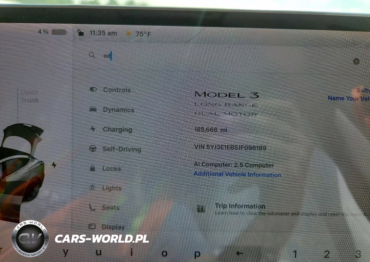 2018 Tesla Model 3 VIN:5YJ3E1EB5JF096189 - 9