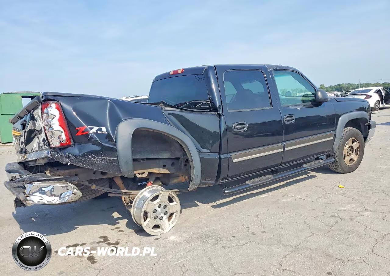 2005 Chevrolet Silverado K1500 VIN:2GCEK13T151328857 - 3