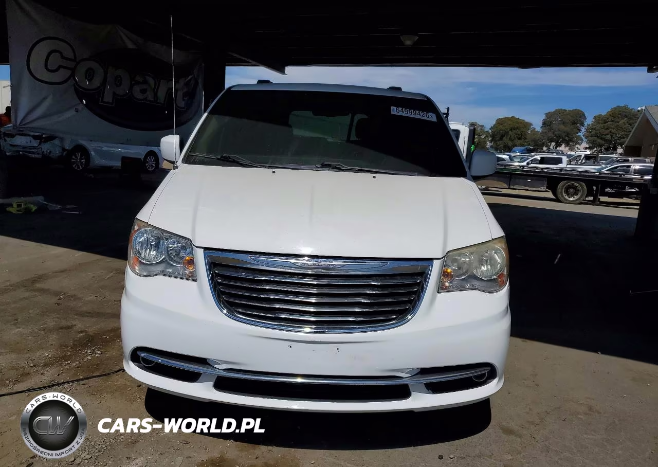 2016 Chrysler Town & Country Touring VIN:2C4RC1BG1GR220987 - 5