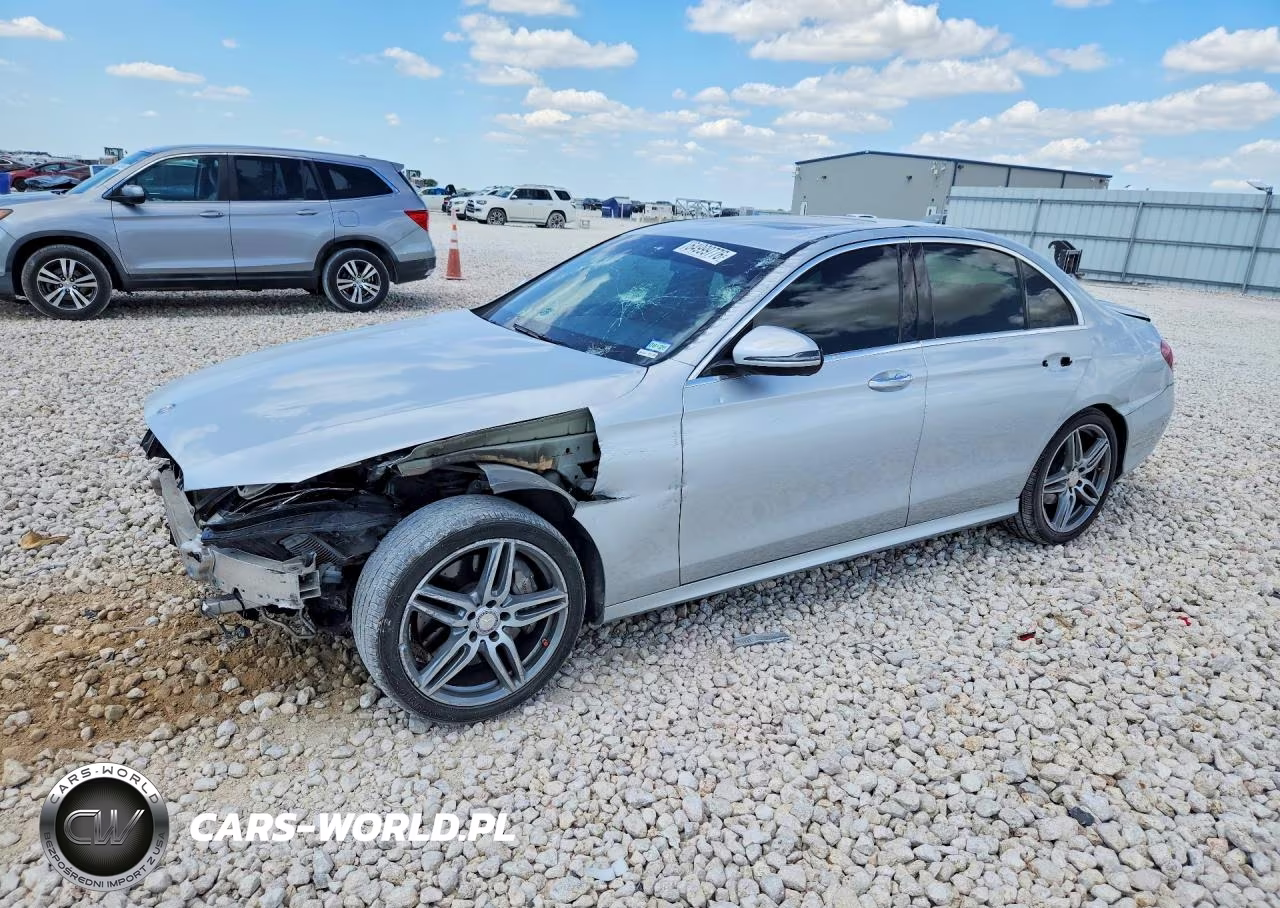 2017 Mercedes-Benz E 300 VIN:WDDZF4JB3HA104426 - 1