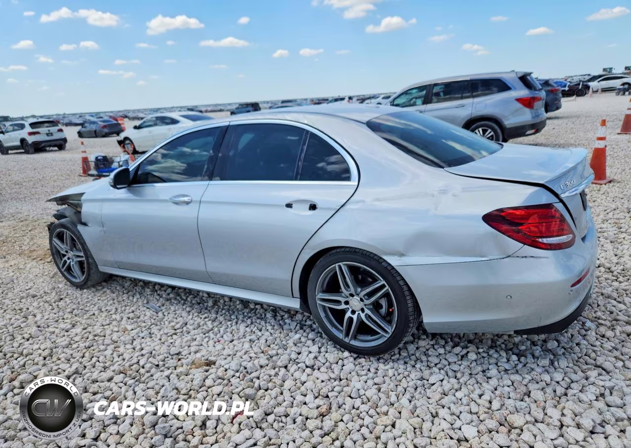 2017 Mercedes-Benz E 300 VIN:WDDZF4JB3HA104426 - 2