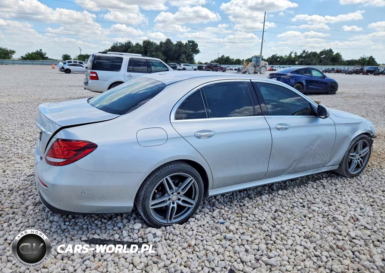 2017 Mercedes-Benz E 300 VIN:WDDZF4JB3HA104426 - 3