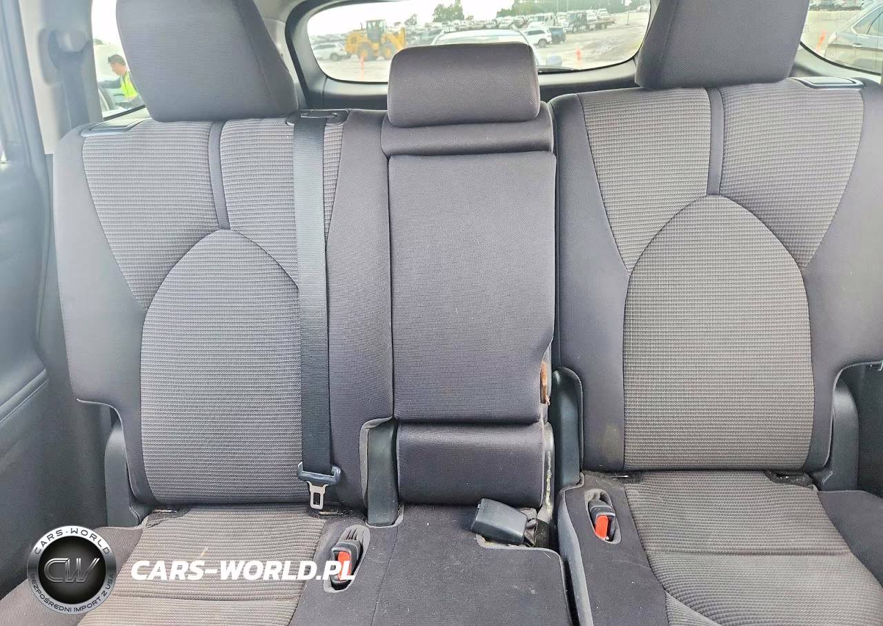 2022 Toyota Highlander Le VIN:5TDZZRAH5NS544469 - 10