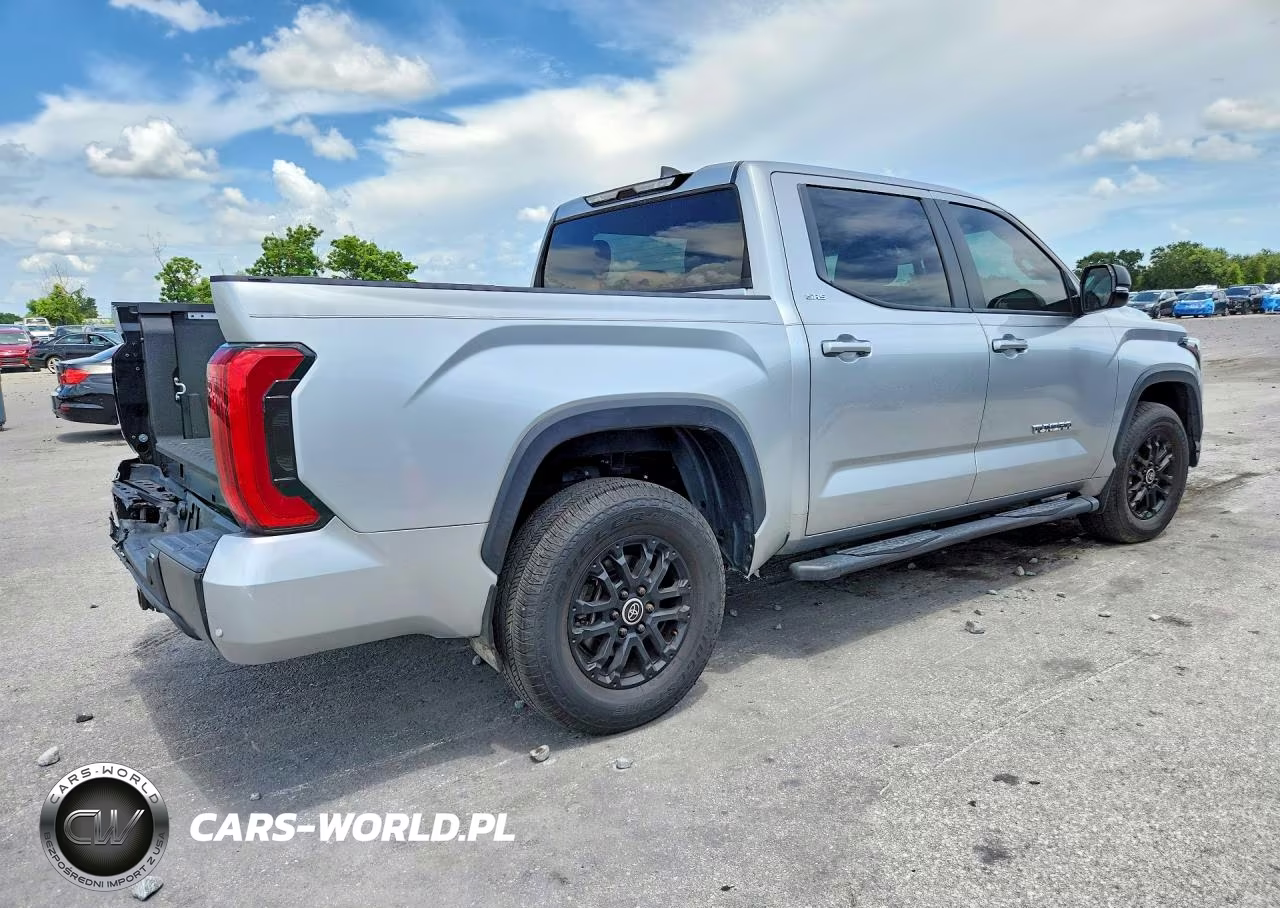 2024 Toyota Tundra Sr5 VIN:5TFLA5AB2RX030063 - 3