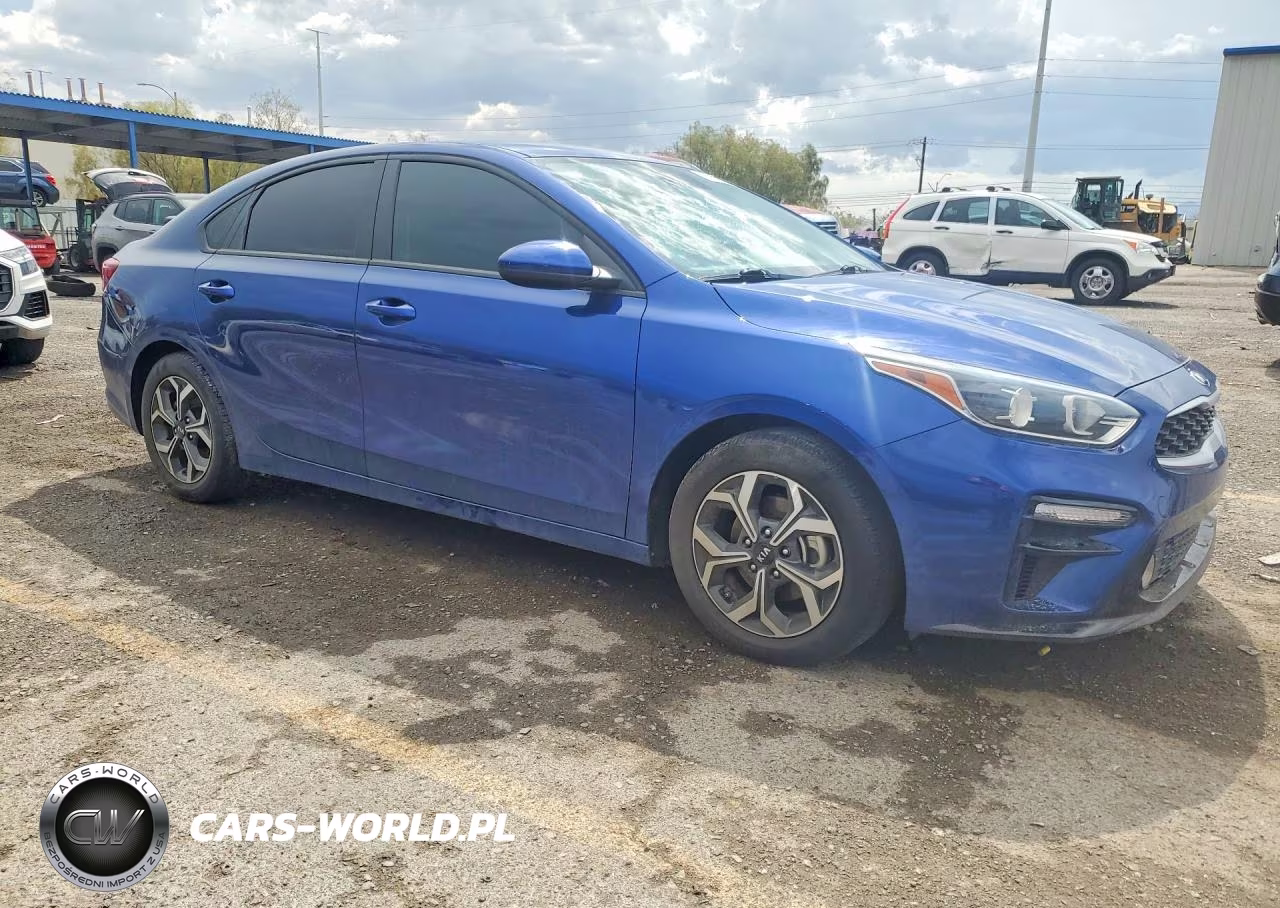 2020 Kia Forte Lxs VIN:3KPF24AD5LE249211 - 4