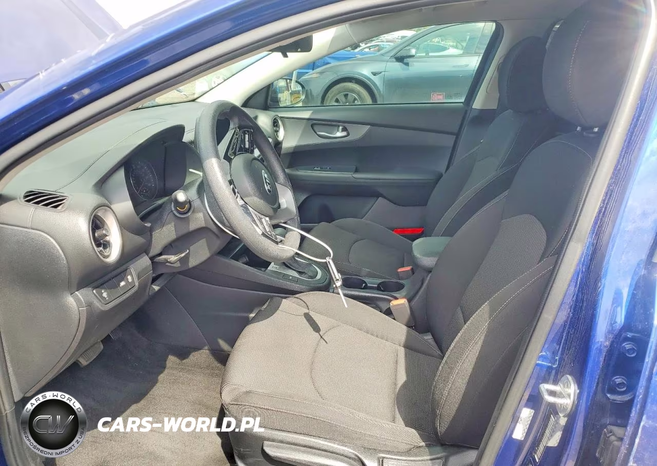 2020 Kia Forte Lxs VIN:3KPF24AD5LE249211 - 7