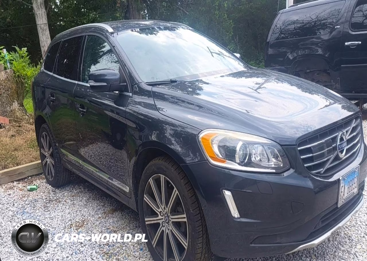 2015 Volvo Xc60 Platinum (Non R Design)
