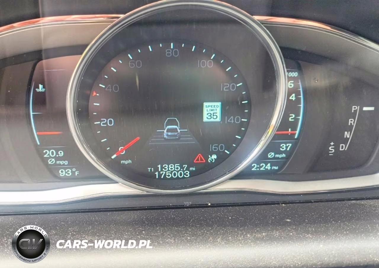 2015 Volvo Xc60 Platinum (Non R Design) VIN:YV440MDM8F2723501 - 8