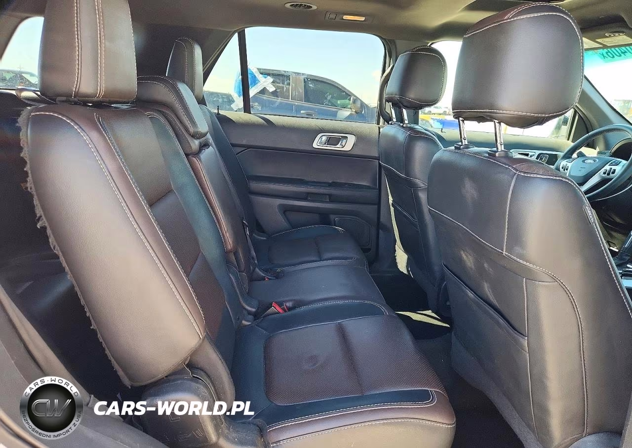 2015 Ford Explorer Sport VIN:1FM5K8GT2FGC38717 - 11