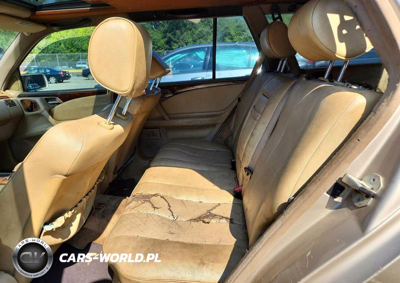 1999 Mercedes-Benz E 320 4Matic VIN:WDBJH82F9XX020924 - 10