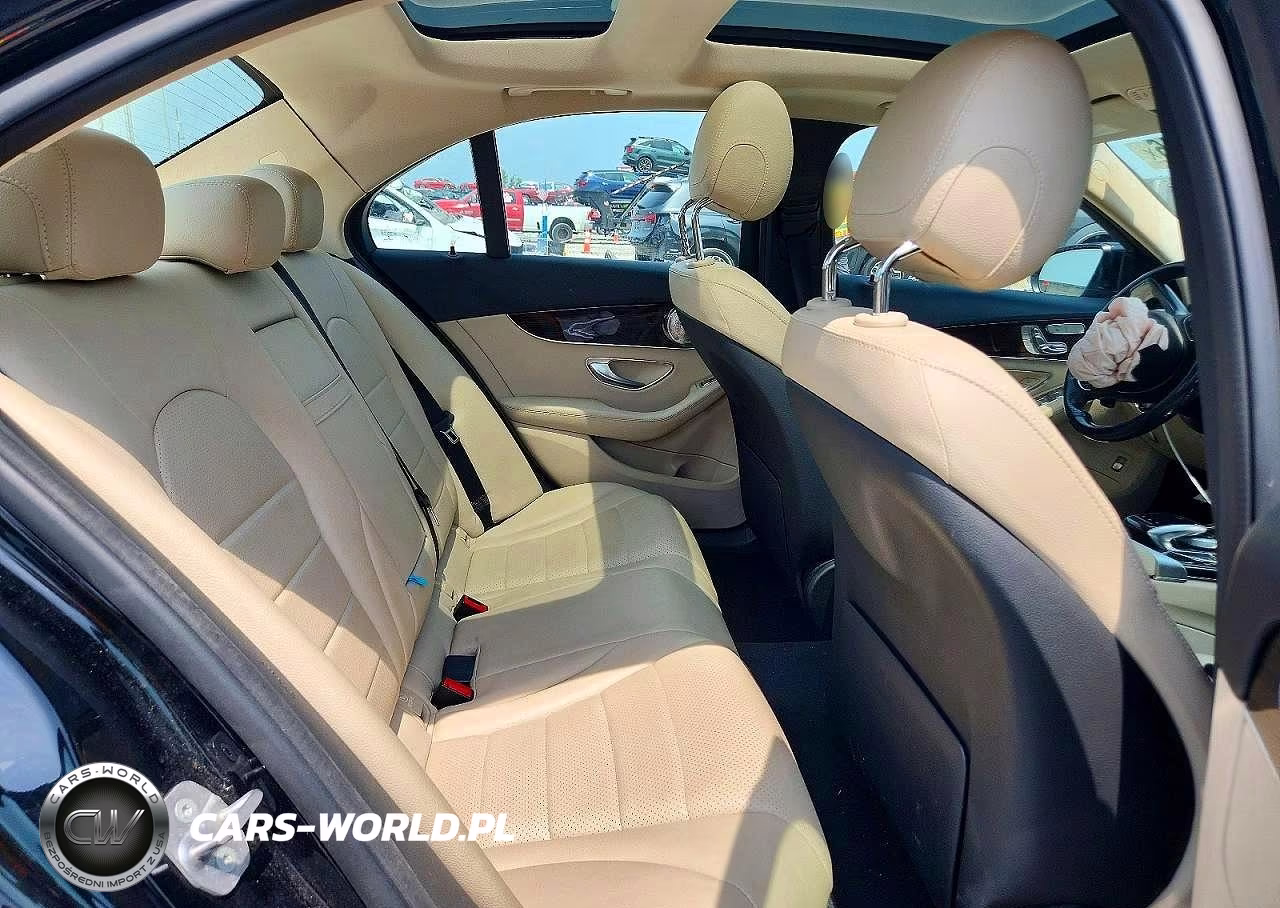 2018 Mercedes-Benz C 300 4Matic VIN:55SWF4KB0JU248555 - 10