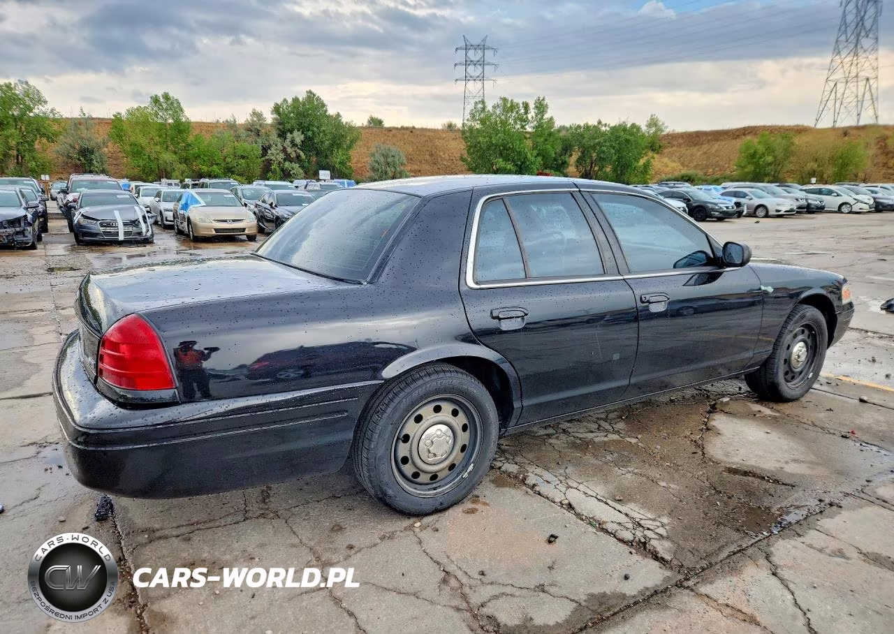 2010 Ford Crown Victoria Police Interceptor VIN:2FABP7BV1AX144364 - 3