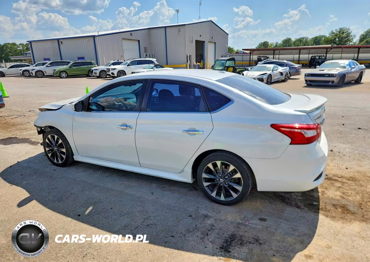 2018 Nissan Sentra Sr VIN:3N1AB7AP0JY212054 - 2
