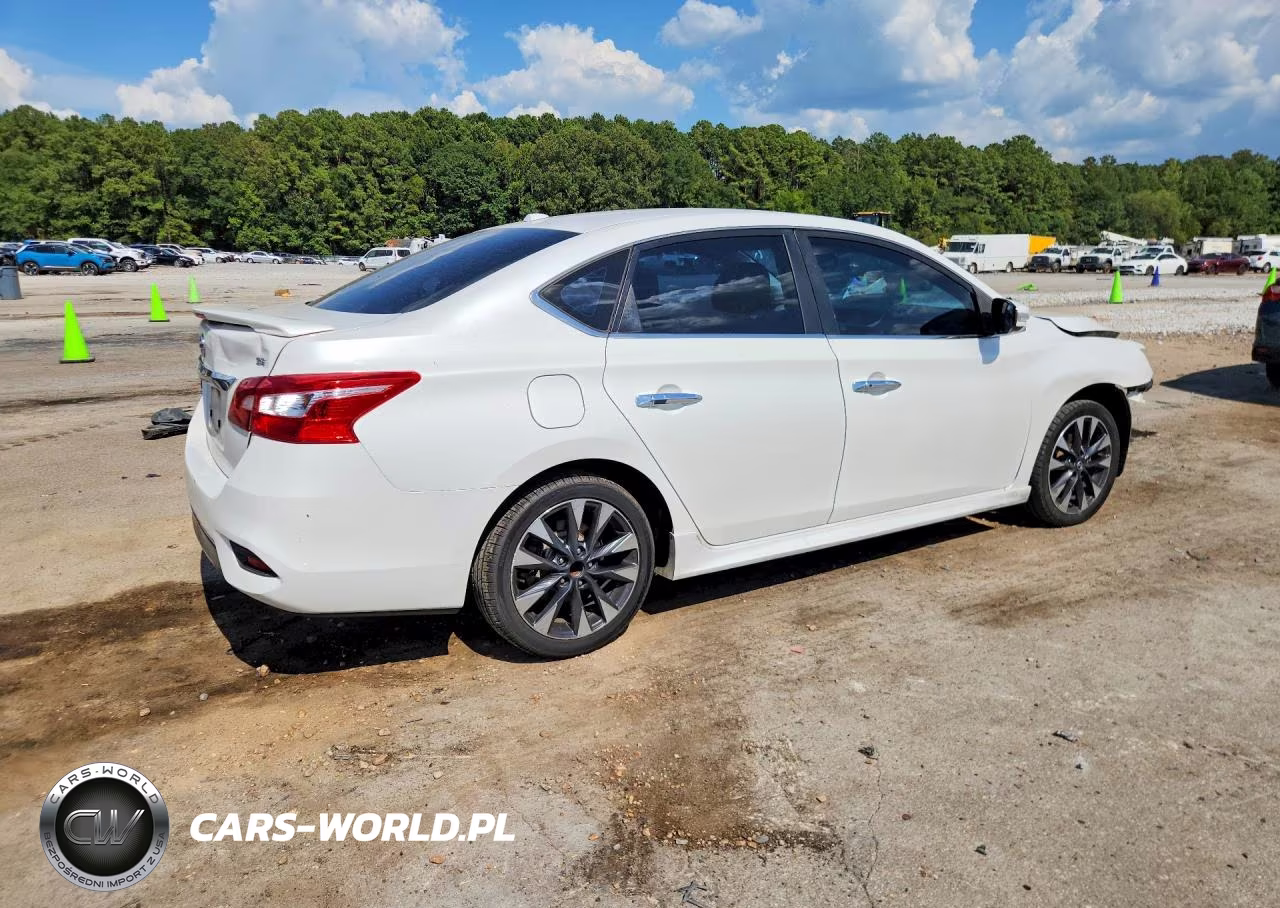 2018 Nissan Sentra Sr VIN:3N1AB7AP0JY212054 - 3
