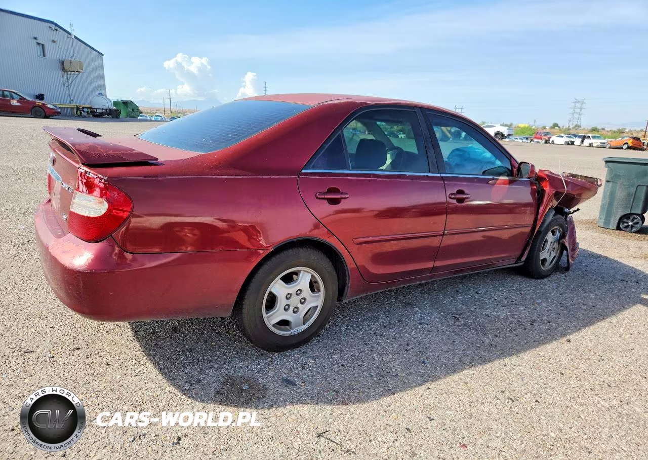 2002 Toyota Camry Le V6 VIN:4T1BF32KX2U032209 - 3