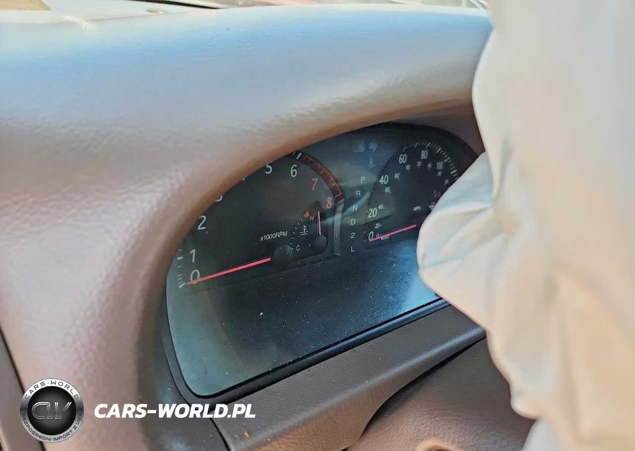 2002 Toyota Camry Le V6 VIN:4T1BF32KX2U032209 - 9