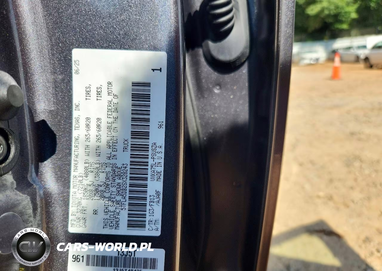 2025 Toyota Tundra Sr5 VIN:5TFLA5DB2SX328243 - 12