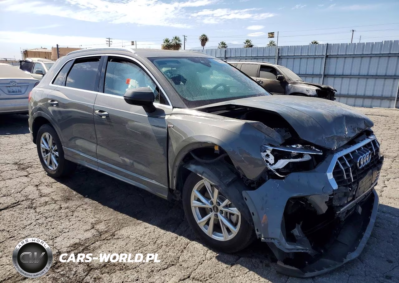 2023 Audi Q3 Premium S Line 45 VIN:WA1DECF30P1144877 - 4