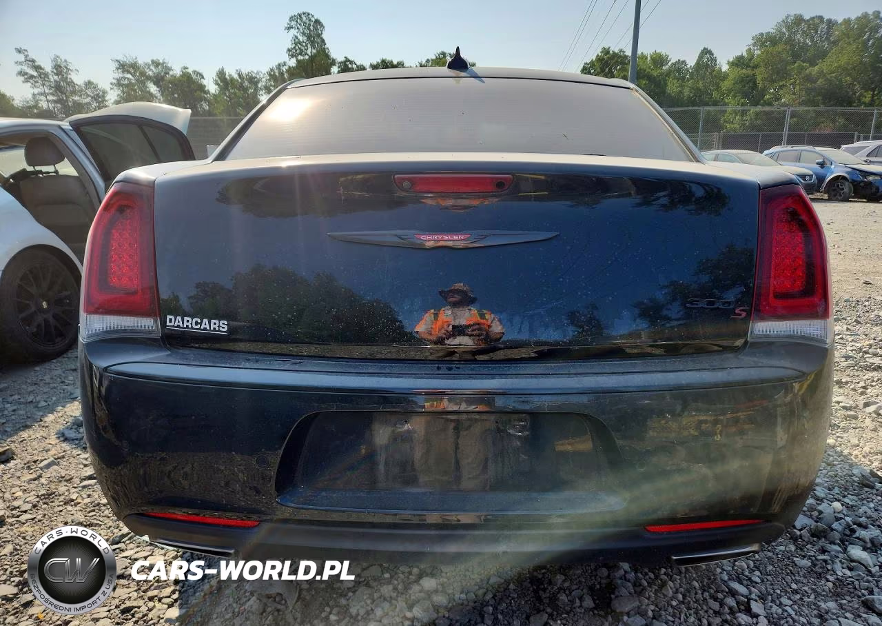 2021 Chrysler 300 S VIN:2C3CCABG2MH524003 - 6