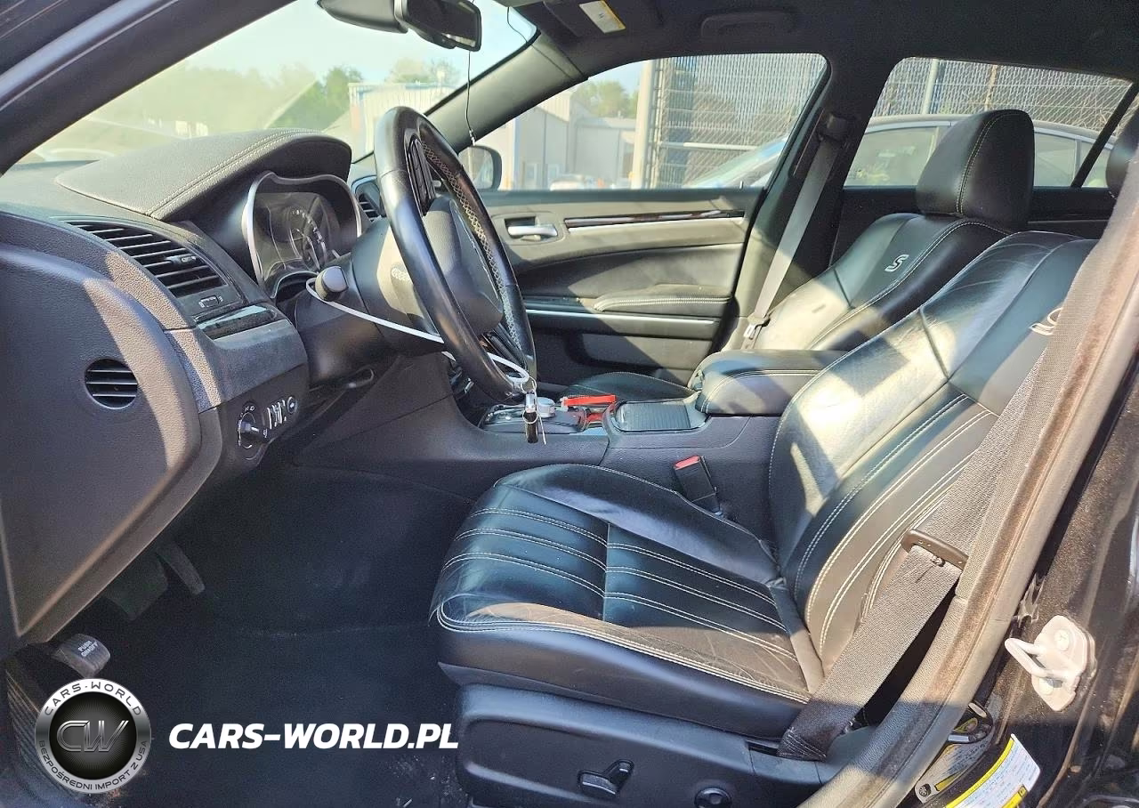 2021 Chrysler 300 S VIN:2C3CCABG2MH524003 - 7