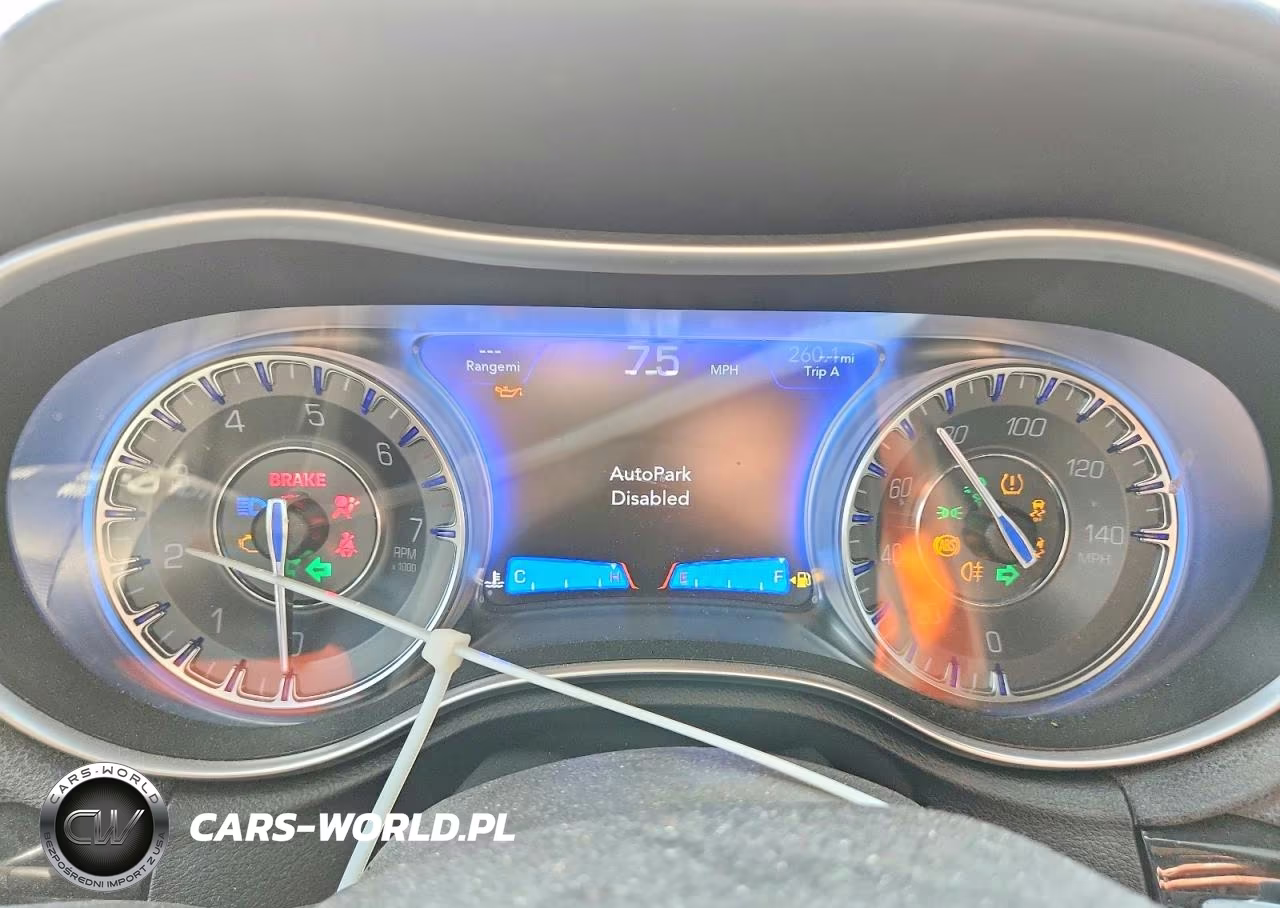 2021 Chrysler 300 S VIN:2C3CCABG2MH524003 - 9