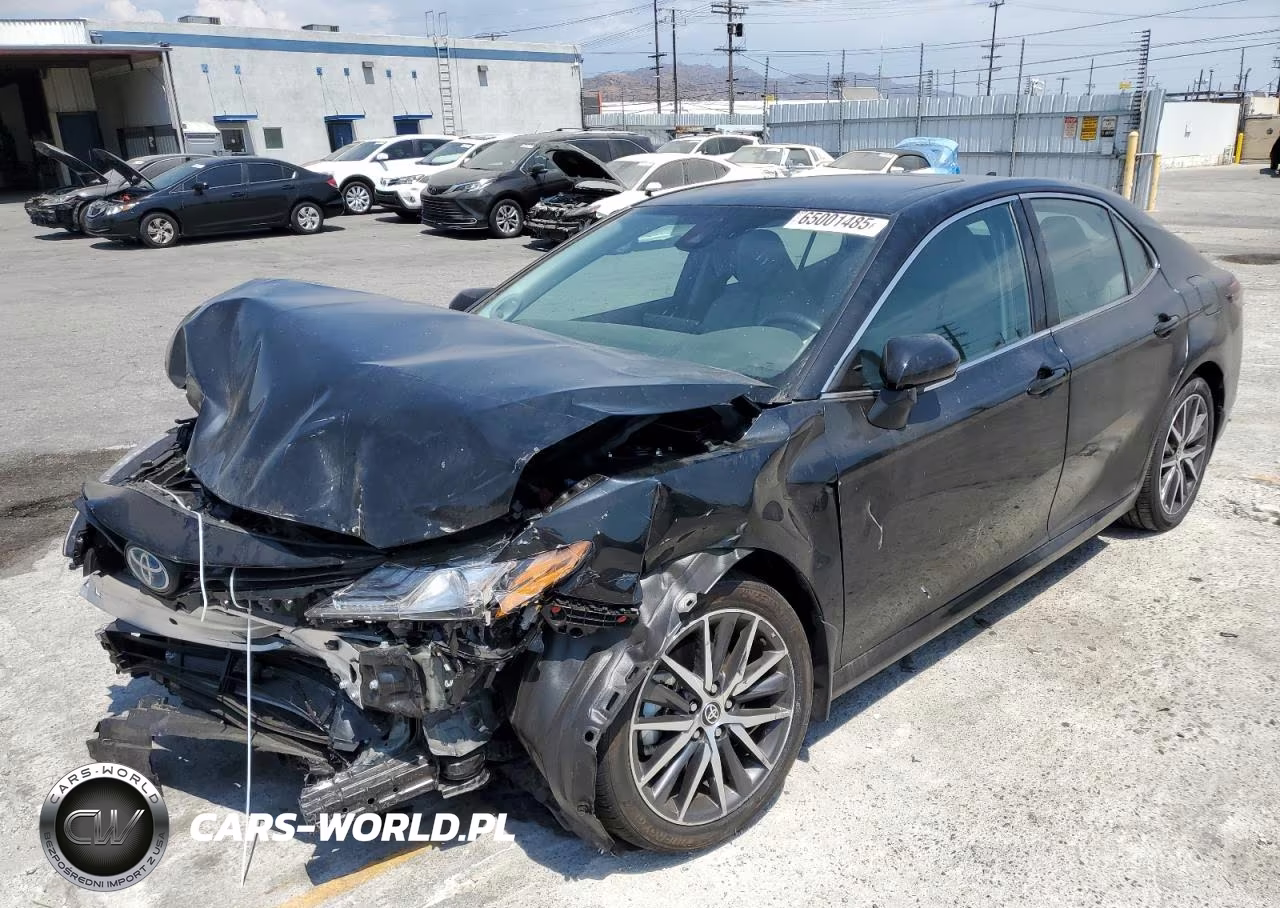 2024 Toyota Camry Xle – zdjęcie 1 z 12