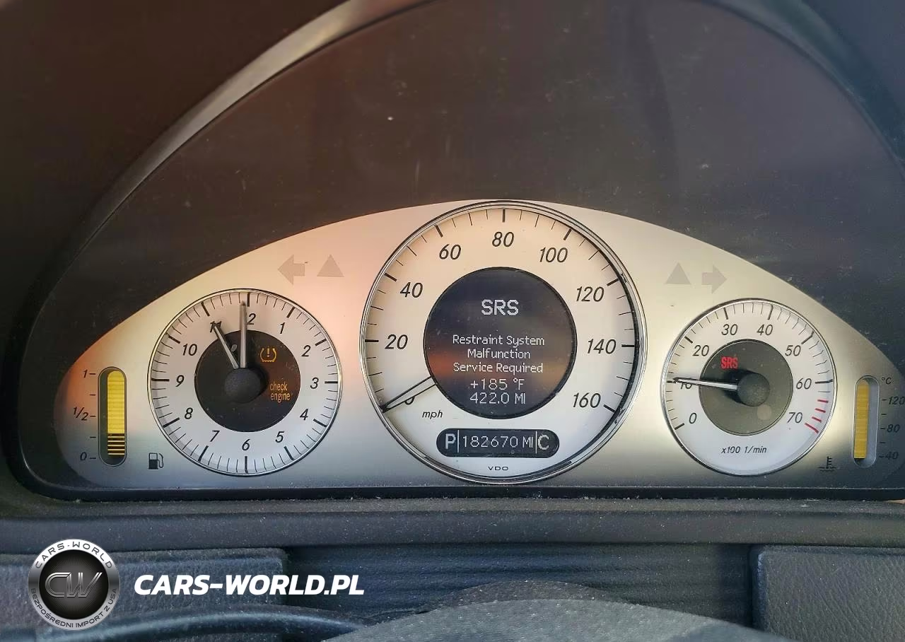 2009 Mercedes-Benz Clk 550 VIN:WDBTK72F69T106576 - 9