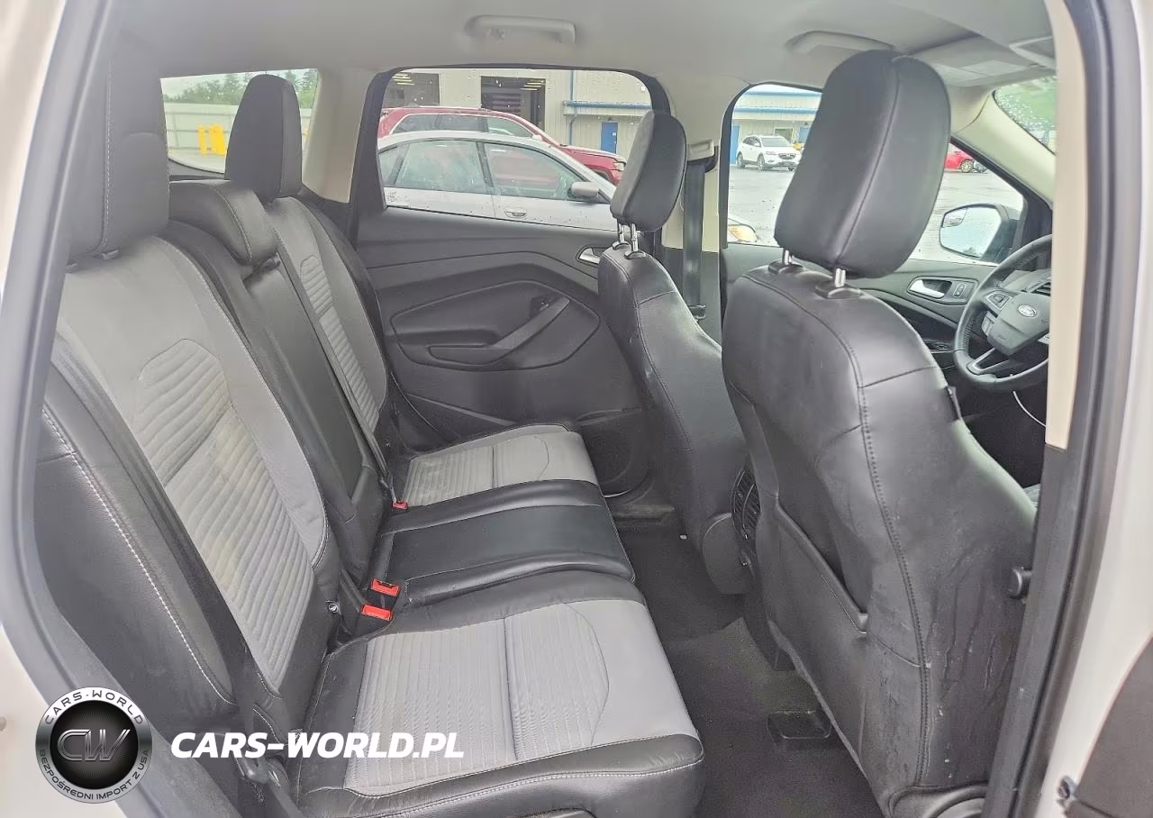 2018 Ford Escape Se VIN:1FMCU9GD4JUD53197 - 10