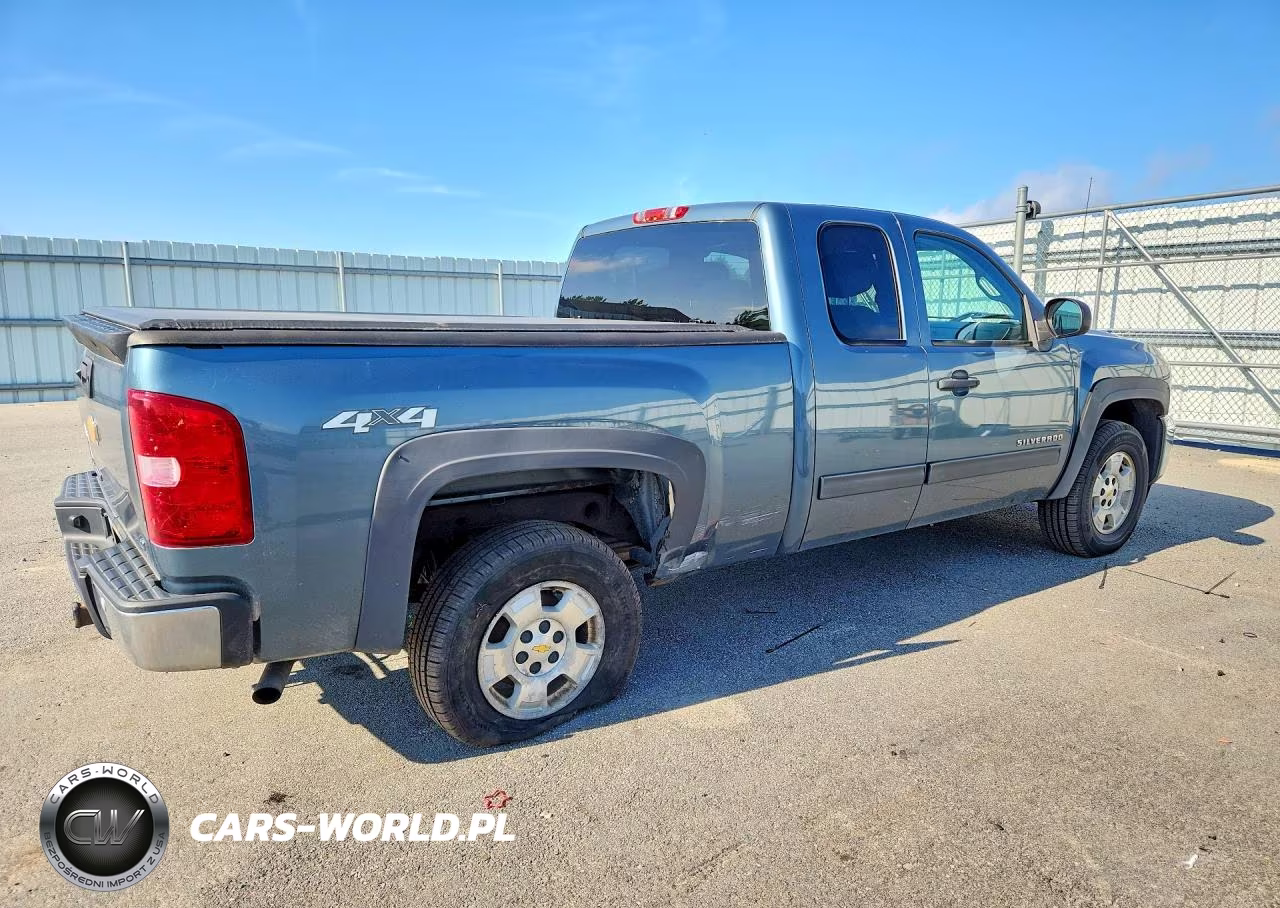 2013 Chevrolet Silverado K1500 Lt VIN:1GCRKSE73DZ316397 - 3