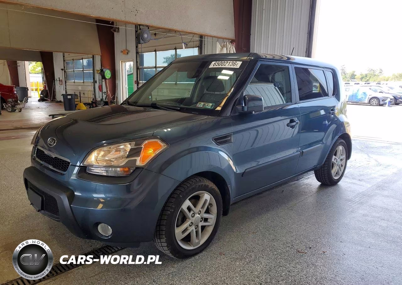 2011 Kia Soul +