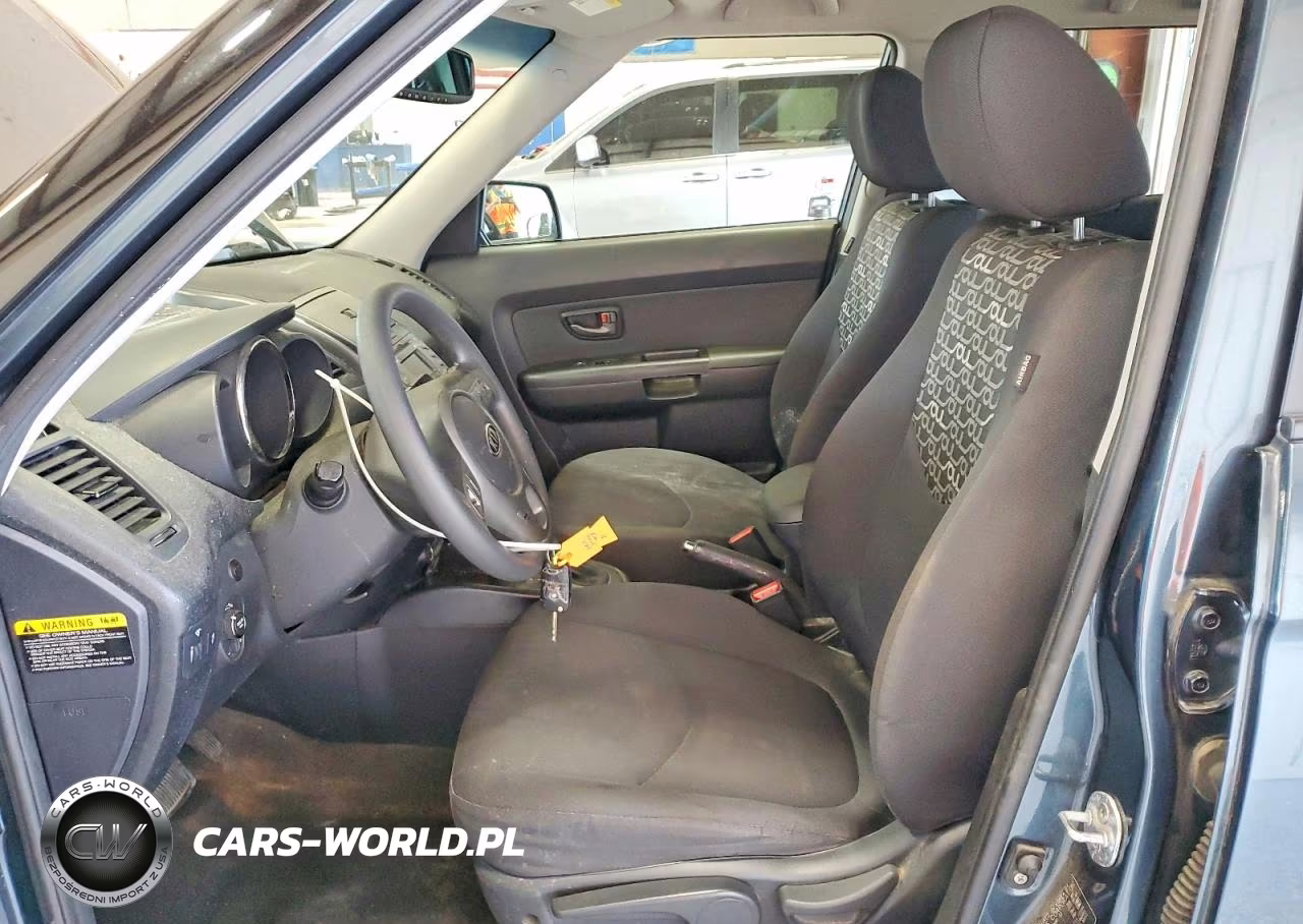 2011 Kia Soul + VIN:KNDJT2A27B7205865 - 7