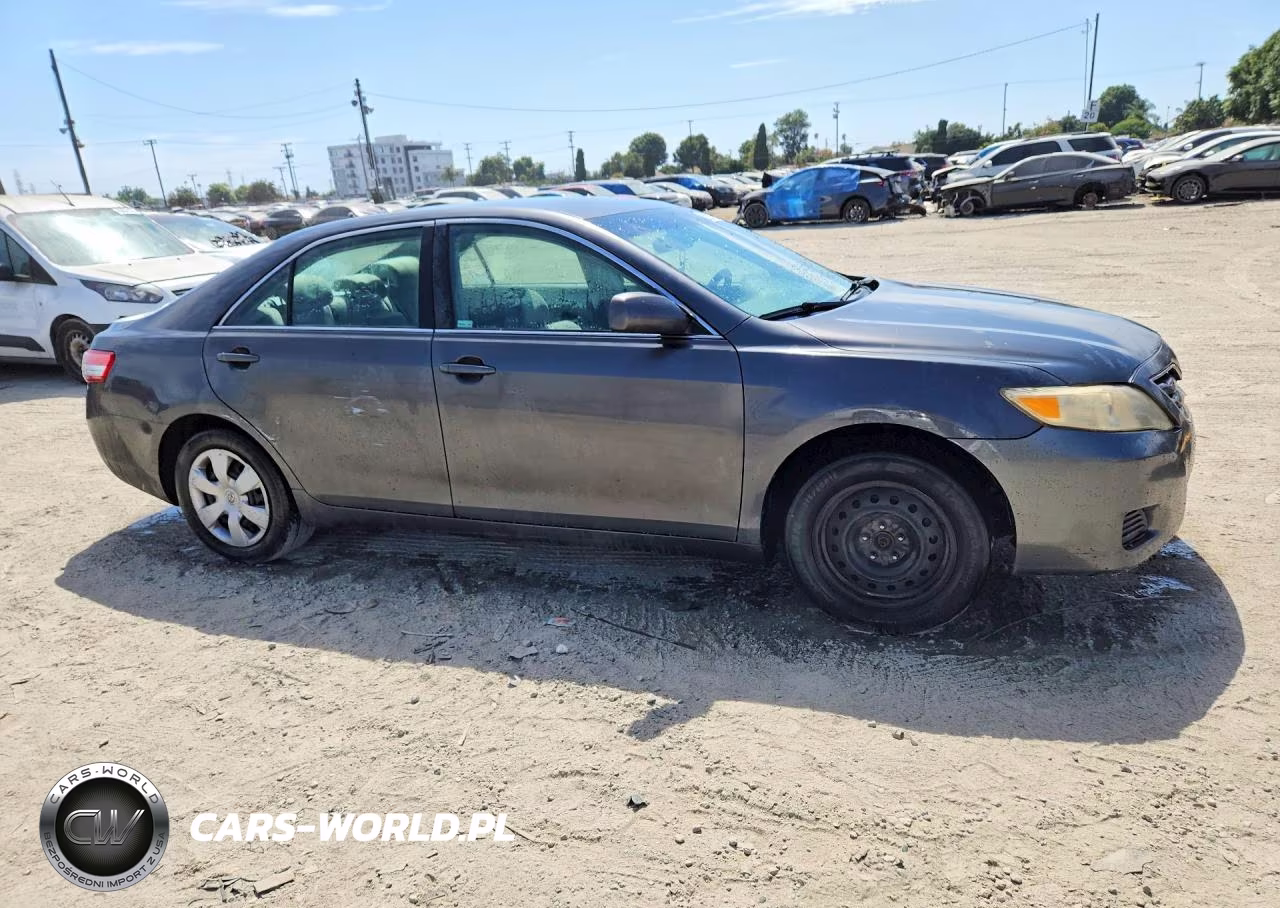 2010 Toyota Camry Le VIN:4T1BF3EKXAU006963 - 4