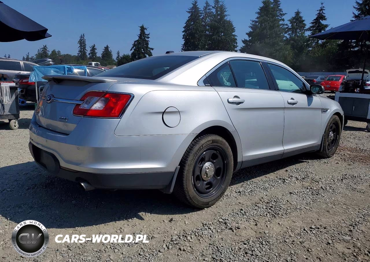 2011 Ford Taurus Sho VIN:1FAHP2KT6BG110939 - 3