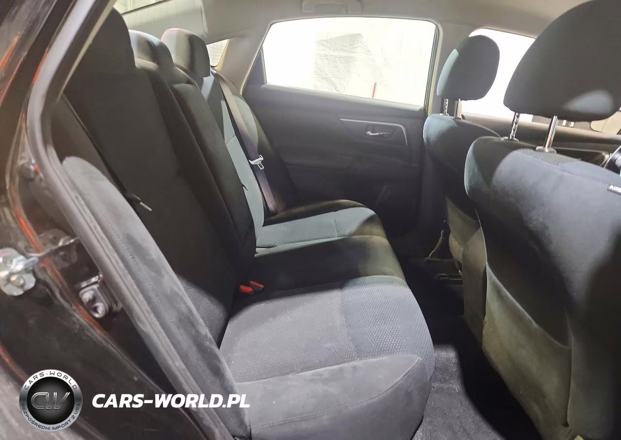2015 Nissan Altima 2.5 S VIN:1N4AL3APXFN397565 - 10