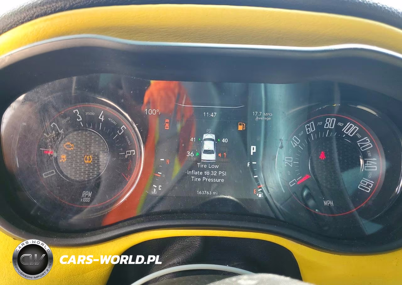 2019 Dodge Challenger Sxt VIN:2C3CDZAG3KH557778 - 9