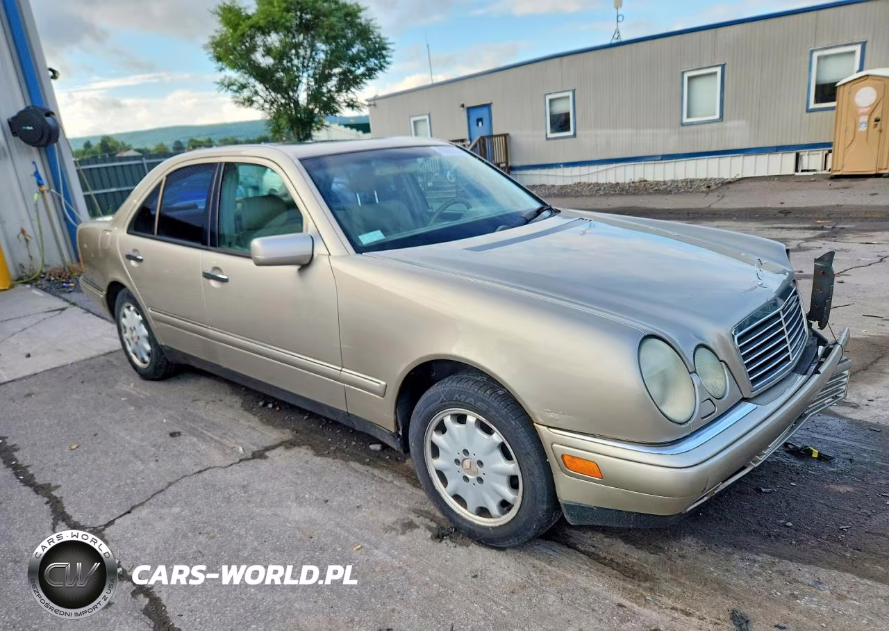 1999 Mercedes-Benz E 320 4Matic VIN:WDBJF82H3XX023468 - 4