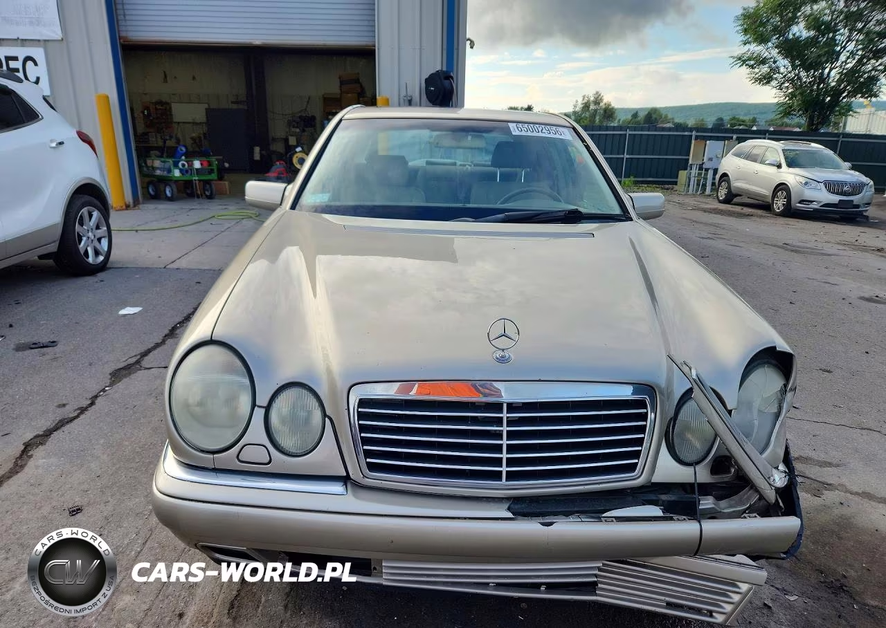 1999 Mercedes-Benz E 320 4Matic VIN:WDBJF82H3XX023468 - 5