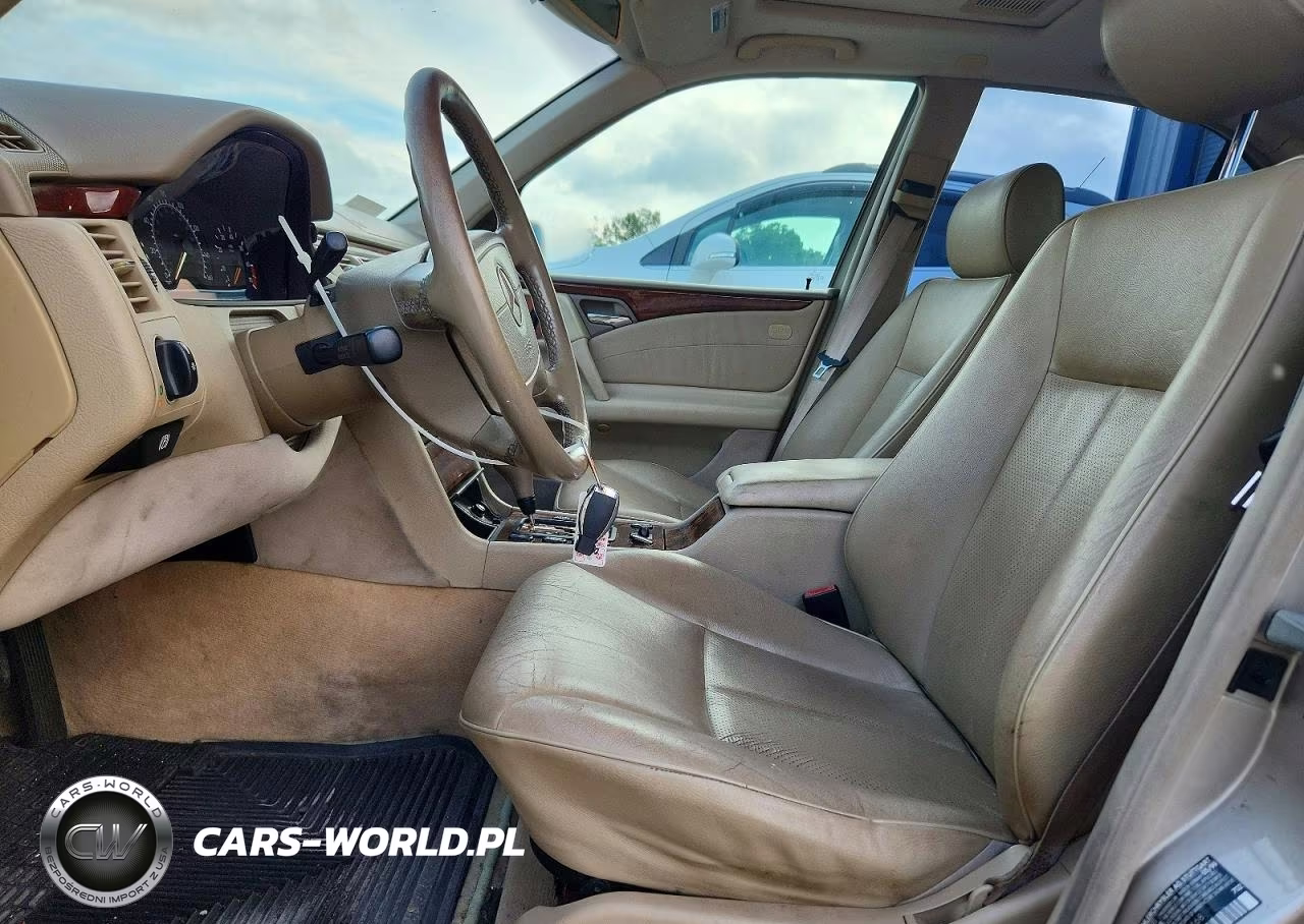 1999 Mercedes-Benz E 320 4Matic VIN:WDBJF82H3XX023468 - 7