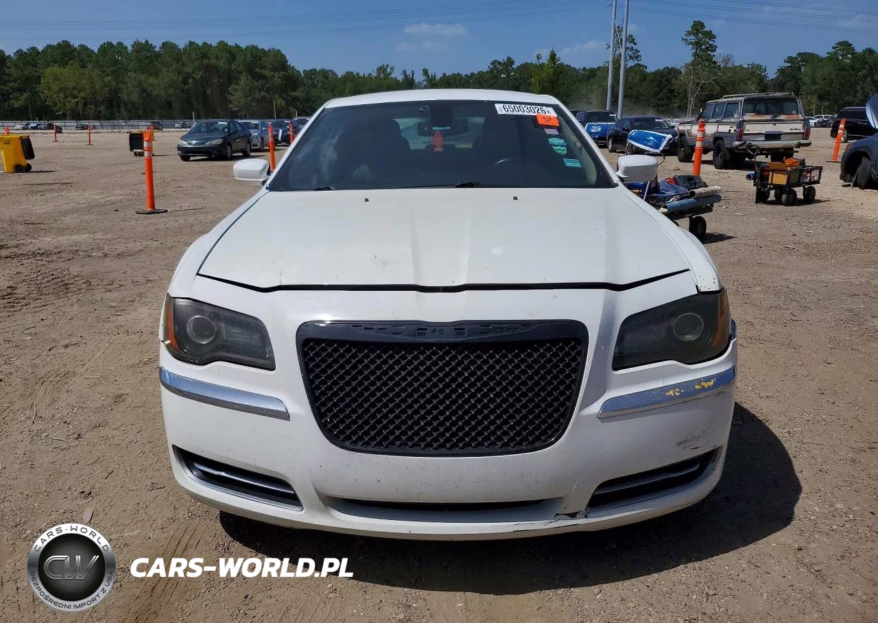 2014 Chrysler 300 VIN:2C3CCAAG8EH244508 - 5