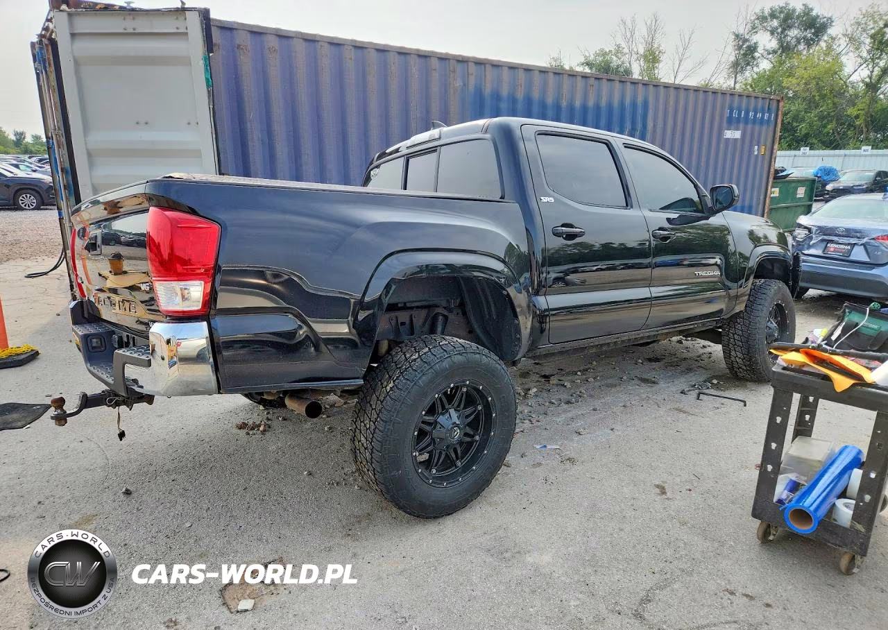 2016 Toyota Tacoma Sr5 V6 VIN:3TMCZ5AN2GM002320 - 3