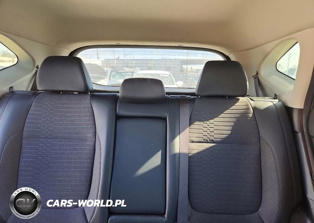 2021 Kia Seltos S VIN:KNDEUCA23M7081147 - 10