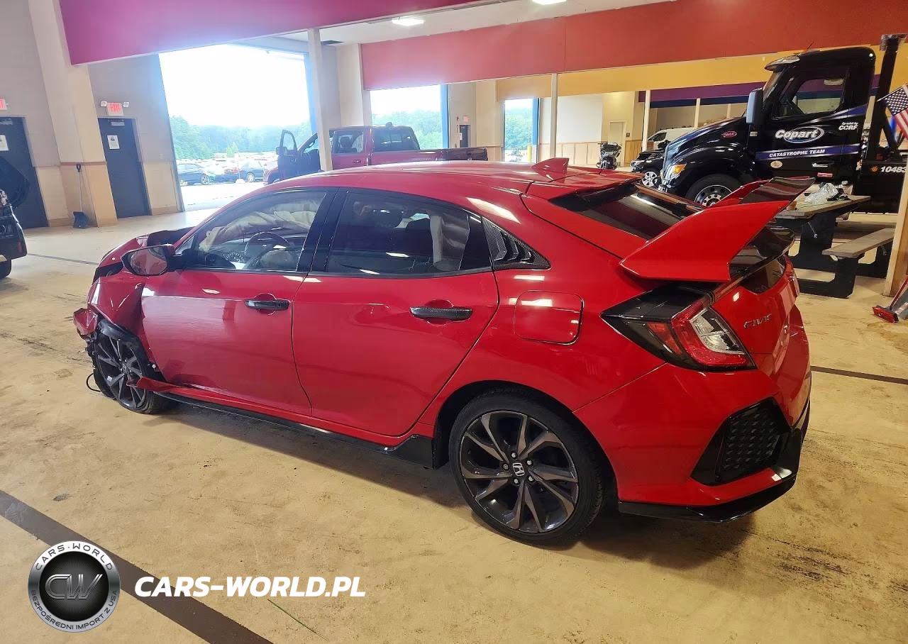 2018 Honda Civic Sport VIN:SHHFK7H44JU426165 - 2