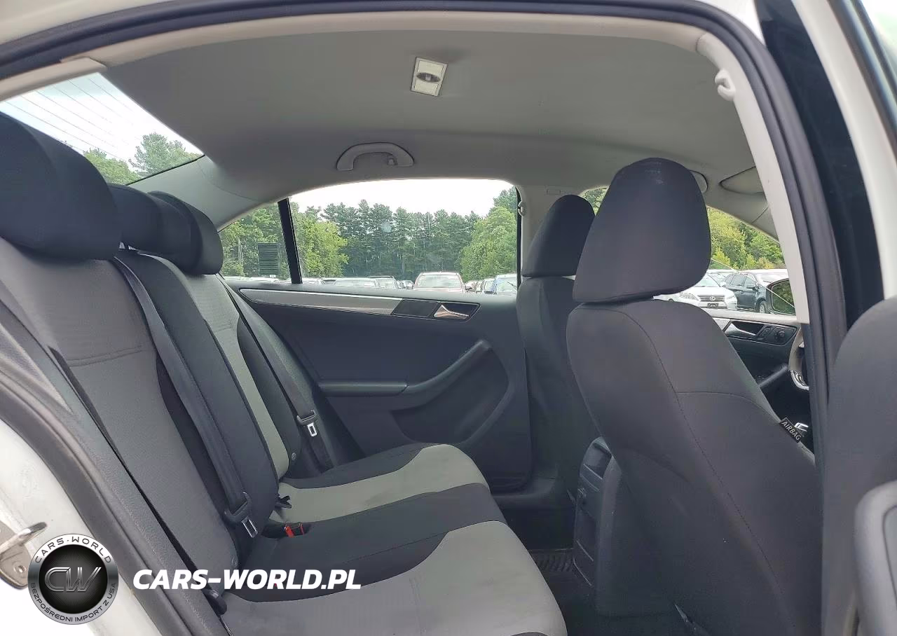 2017 Volkswagen Jetta S VIN:3VW2B7AJ3HM369556 - 10