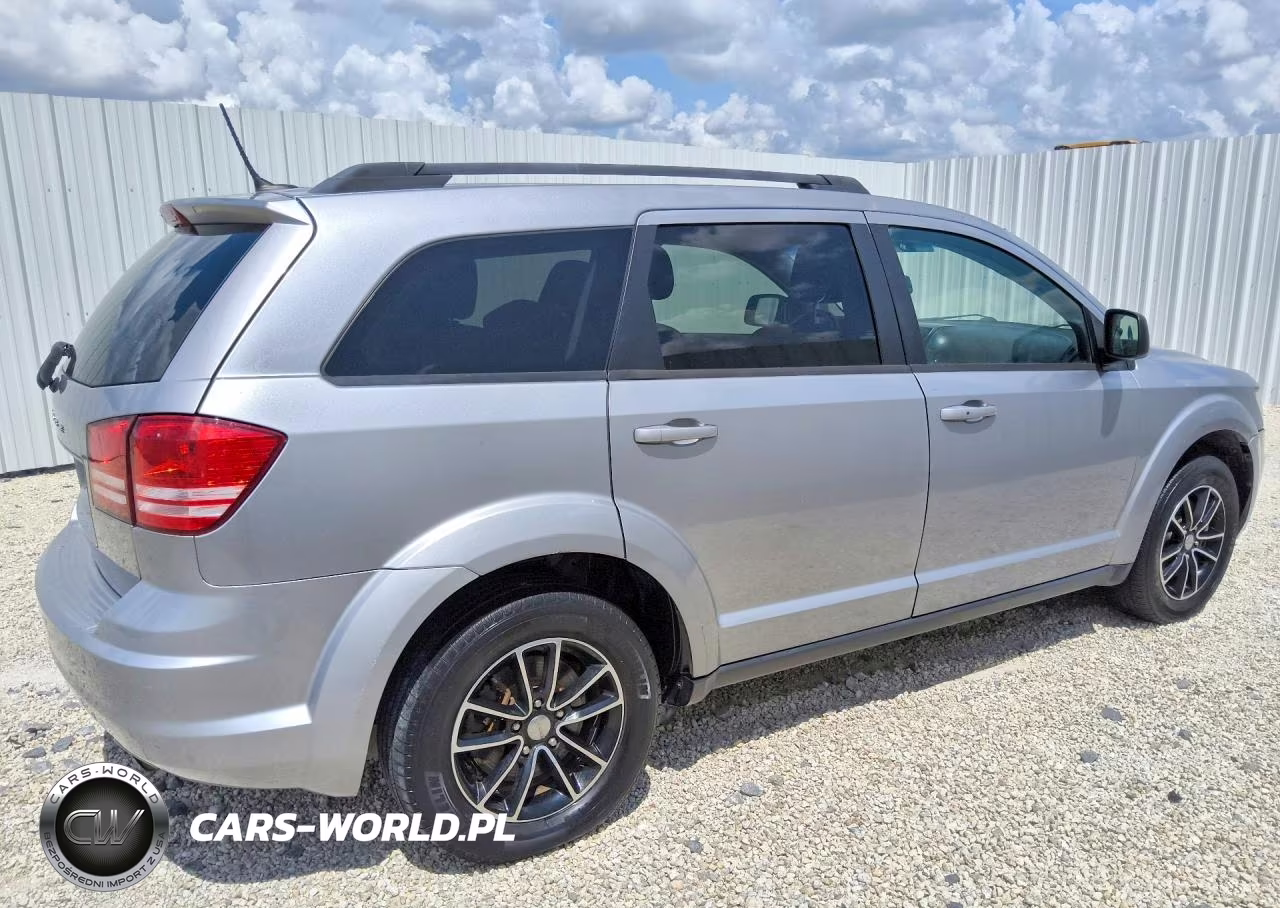 2017 Dodge Journey Se VIN:3C4PDCAB1HT587313 - 3