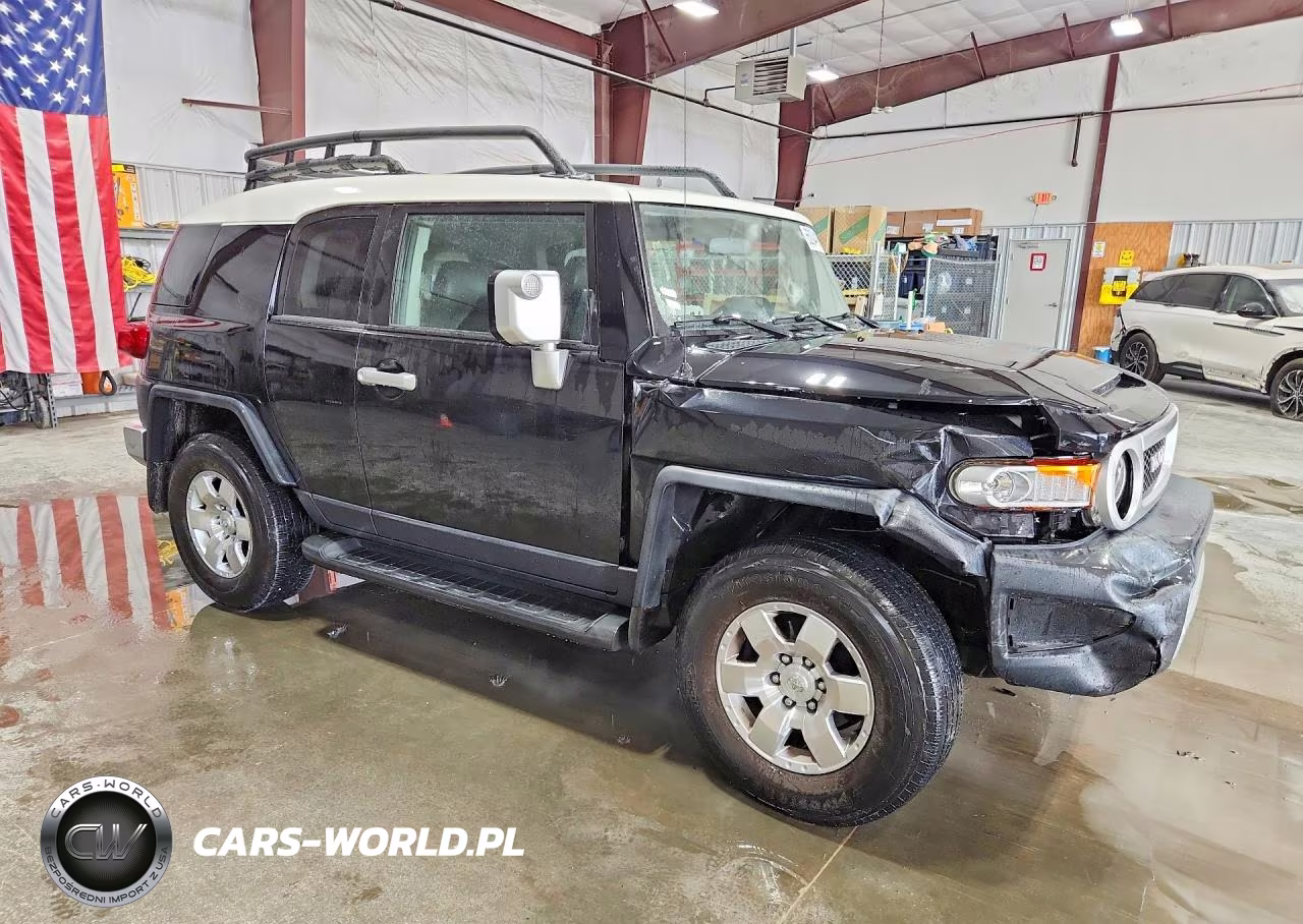 2007 Toyota Fj Cruiser Base VIN:JTEZU11F170012362 - 4