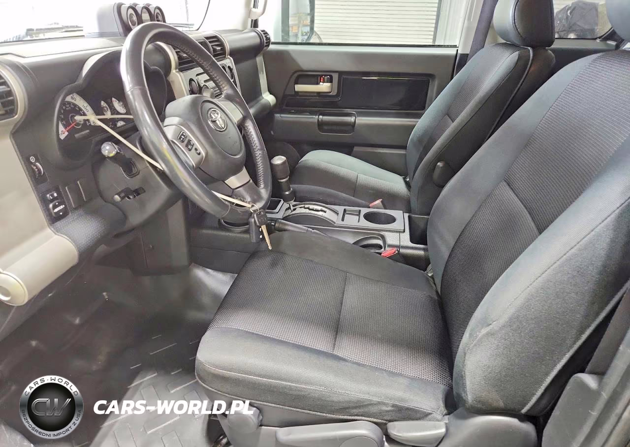 2007 Toyota Fj Cruiser Base VIN:JTEZU11F170012362 - 7